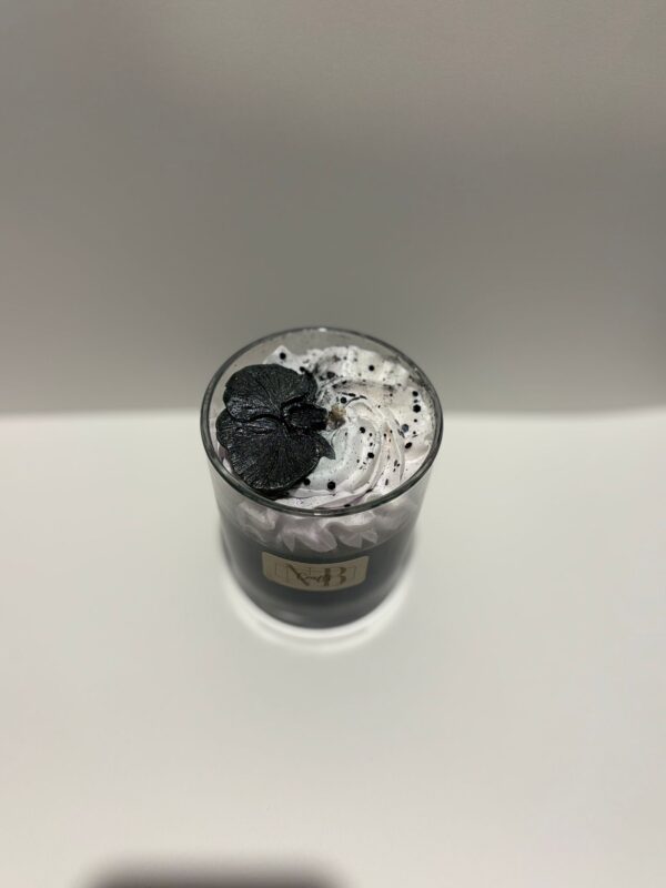 Black Orchid Scented Candle - Image 2