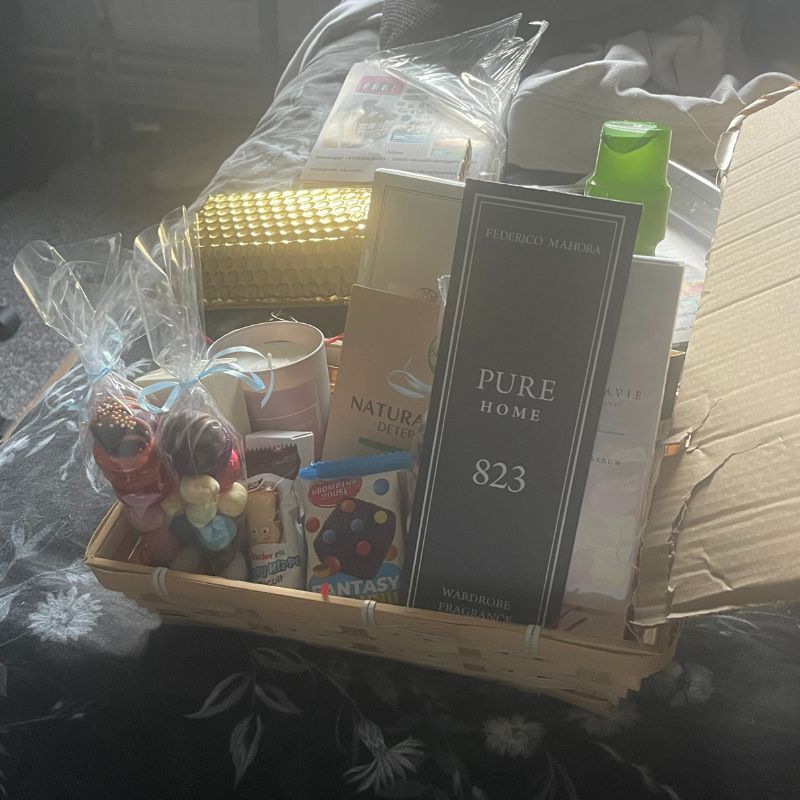 Small hamper £40