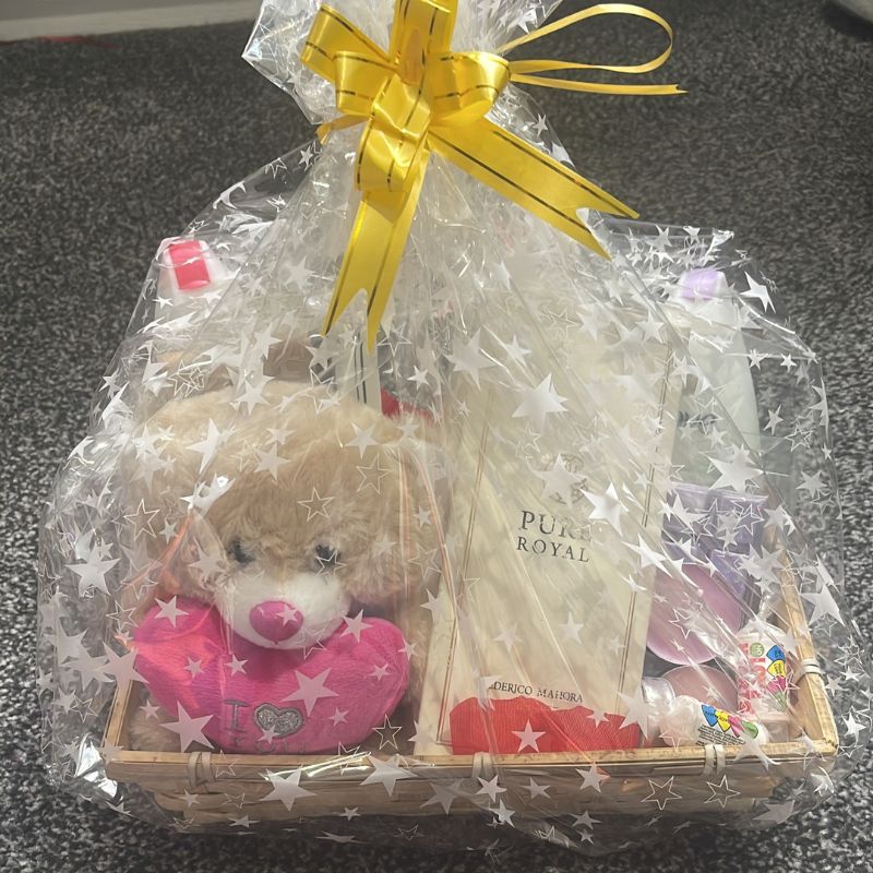 Small hamper Mothers Day £25